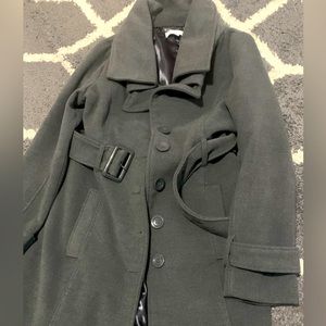 Worn Twice. Very Clean. Made by New York and Comp.